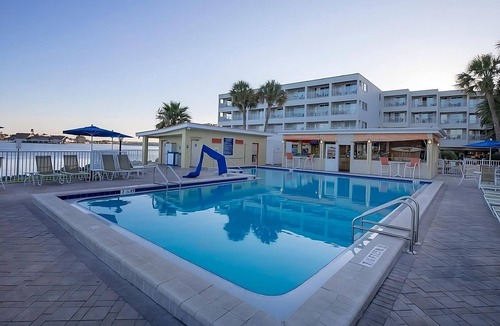 Rocky Point Apartment | Family-Friendly Bayfront Retreat | Beach & Bay Views