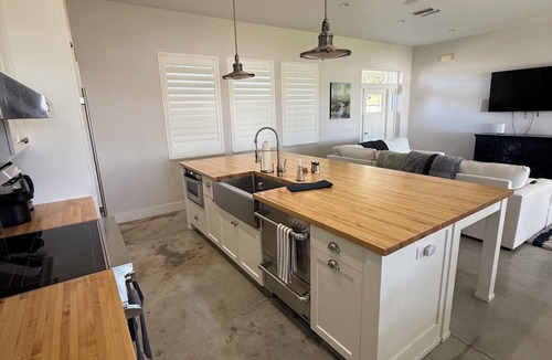 Sylvan Shores Cottage | Family friendly home Waterfront on Lake Clay. Available for weekends this summer