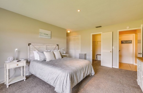 Eisenhower House | Family-Friendly Lehigh Acres Home: Screened Porch!