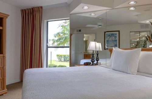 Florida Central Atlantic Coast Hotel | Family Friendly Stay Near Disney! Cozy Suite w/Kitchen, Pool, & Free Parking!