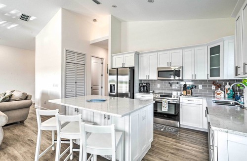 Port Tampa City House | Family-Friendly Tampa Home < 3 Mi to Ocean!