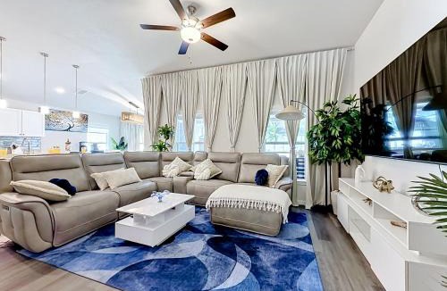 Ocala House | Family Oasis 12 Guests Pool Game Room BBQ