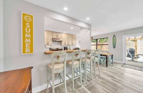 El Centro Beach House | Family PCB Home 7Min Walk To Beach W Game Room For 12