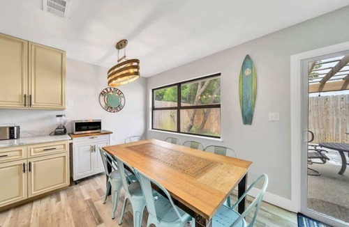 El Centro Beach House | Family PCB Home 7Min Walk To Beach W Game Room For 12