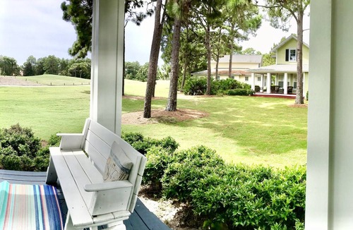 Laurel Grove House | FAMILY-PERFECT, one 6 seat golf cart, beach chairs,bikes, UPSTAIRS AC, NO PETS,