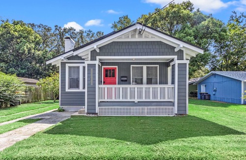Avondale House | Fancy Dancy