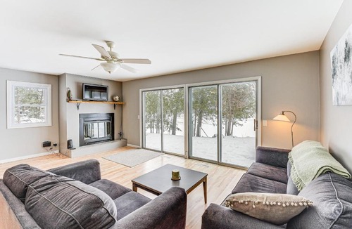 Paris House | Fish & Hike: Riverfront Cabin in Paris