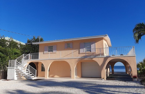 Summerland Key House | Fishermens' dream B.Y.O. boat ocean front with protected canal 600' to bluewater