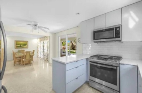 Laurel House | Fishing and Seashell Paradise in Nokomis Beach