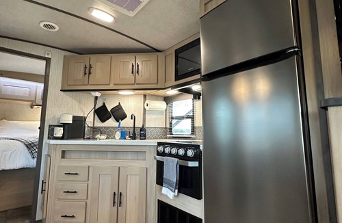 Baxley RV Rental | Fishing Retreat in Costal Pine Country Glamping Experience Near Savannah