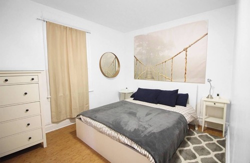 Brooklyn Apartment | Flatbush Brooklyn 2-bedroom apartment with AC, WiFi & Backyard.