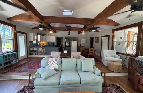 Worth County Cabin | Flint River Cabin with dock and boat ramp