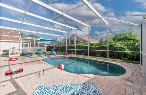Chatham Park House | Florida Escape -Award Winning -Pet Friendly - Pool