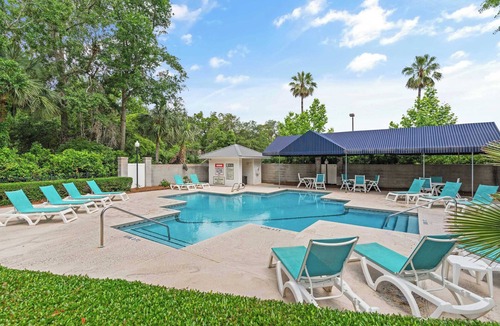 Saint Simons Heights Apartment | Folly and Tide - Pool!