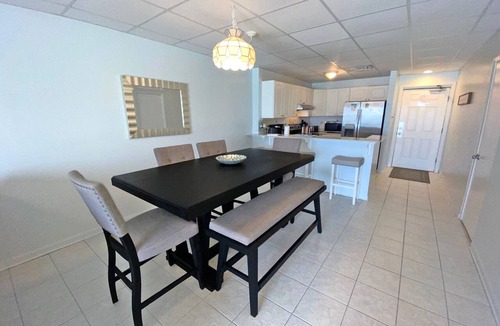 Pensacola Beach Condo | Free Beach Service for 2026 with this Beautiful Gulf Front Condo!