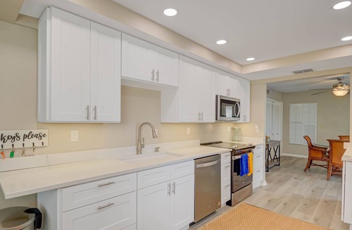 Cypress Lake Condo | Fully furnished 2 bedroom/2 bath condo centrally located.