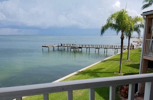 Pinellas Point Condo | Fully-furnished Waterfront Condo ~ Exceptional Views!