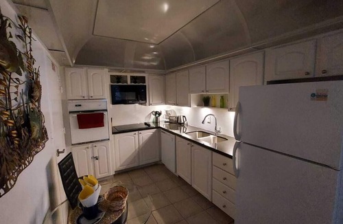 Hollywood South Central Beach Condo | Fully renovated Apartment located on Hollywood beach. At The Tides.