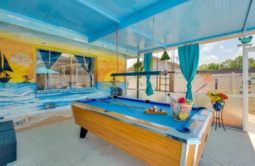 Orchid Lake Village House | Fun in the Sun! Vibrant Port Richey Home w/Lanai