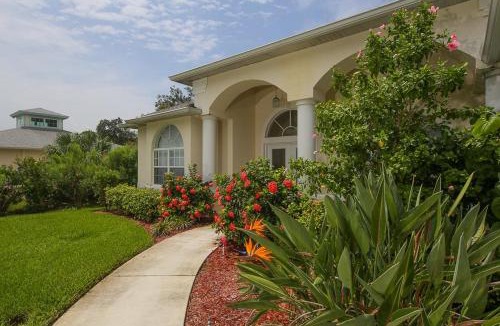 South Venice House | Fun in the Sun Villa
