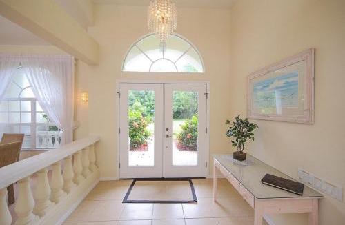 South Venice House | Fun in the Sun Villa