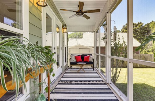 Mary Esther Cottage | Game Room, Private Pool! Family Gem in Mary Esther