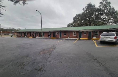 Perry Hotel | Gandy Motor Lodge