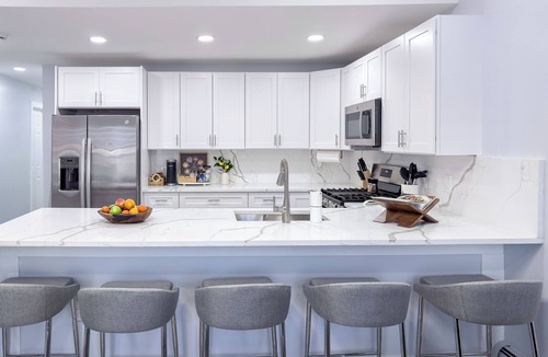 Jersey City Apartment | Garden of Grace Retreat – Steps to NYC Bus
