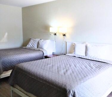 Lake City Hotel | Gateway Inn