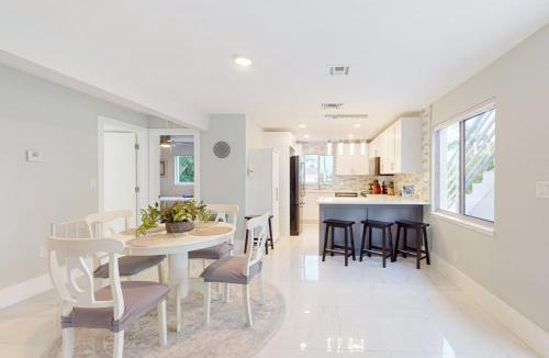 Isles of Capri House | Gather Together