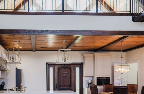 Jesup House | Georgia on My Mind Coastal farmhouse on 190 acres for total privacy - sleeps 12