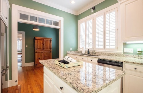 Valdosta House | Georgia Park Gem: Historic Home with Pool