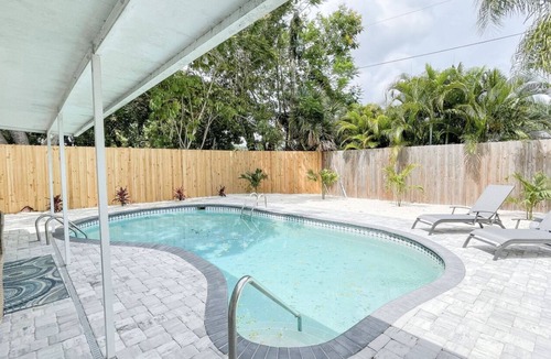 Sarasota Springs House | Get a Change of Scenery at this Family Friendly Home in Sarasota w/Private Pool
