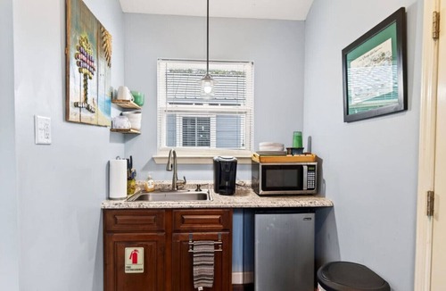 Gulf Hills Cottage | Gil’s Kingfish Cottage! Ocean Springs Waterfront!