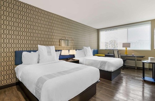 Eden Hotel | Glō Best Western Pooler - Savannah Airport Hotel