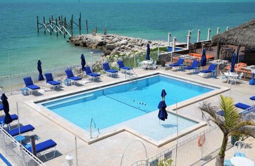 Key Colony Beach Hotel | Glunz Ocean Beach Hotel and Resort