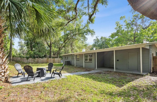 Gainesville House | GNV 4 BR - 4 Mins to UF - Groups & Families - Pets