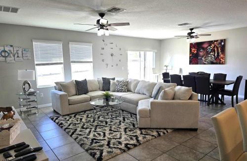 Sun City Center House | GoldStar Luxury Home