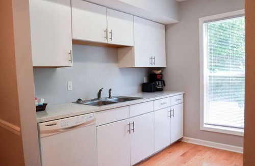 The Cottages Condo | Golf course views and easy access to Shipyard Beach 6 Cottages