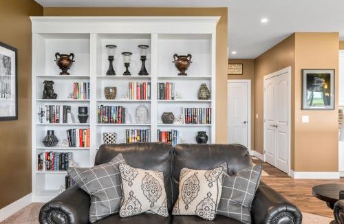 Kewadin House | Golf in Luxury - 4BDR Home on Agaming Golf Course - by Torch Lake