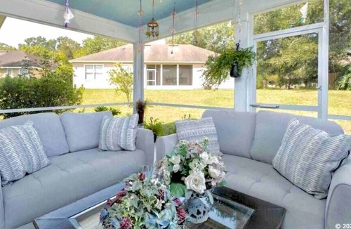 Alachua House | Gorgeous 4BR Home | University of Florida I Springs | Sleeps 15 - G01