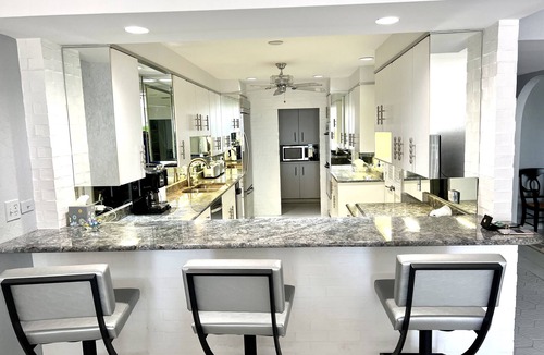 Longboat Key Condo | Gorgeous Beachside Condo/Townhome on Longboat Key Beach