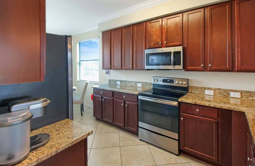 Lakewood Ranch Condo | Gorgeous lakefront 2nd floor condo in Lakewood National Golf club - The Artist's Way