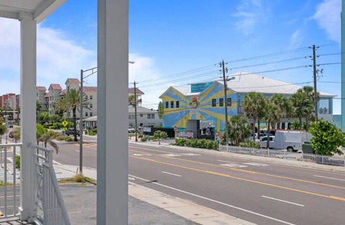Madeira Beach House | Gorgeous New Home with Ocean View, Steps to Beach