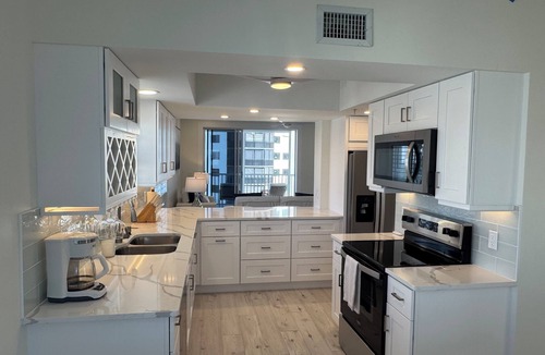 South Island Condo | GORGEOUS PENTHOUSE-Best bayfront and gulf water views around! Ocean/Pool access!