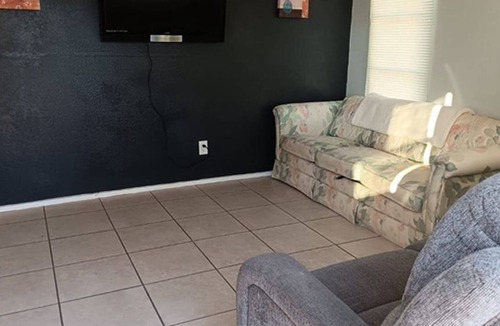 Fort Myers Apartment | Gpl 3115 A Family Getaway