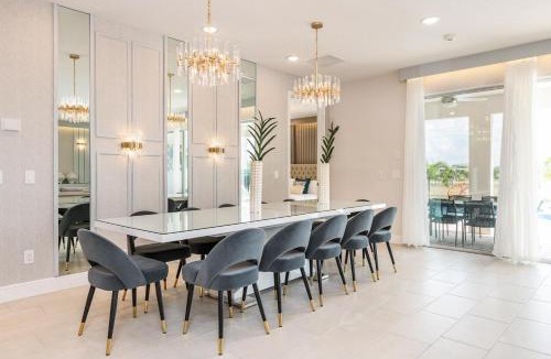 West Kissimmee House | Grand 11 Bdrm Villa with Games Room at Encore