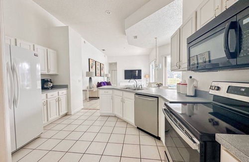 Westridge House | Grand Deluxe Grove 4BR Pool Home near Disney