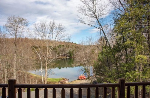 Schenevus Cabin | Grand Lakeview Luxury Log Cabin, Game room & Fire Pit, Near all baseball camps