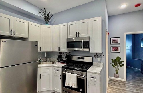 Ampere Apartment | Grand Luxury 1BR Penthouse near Newark Airport